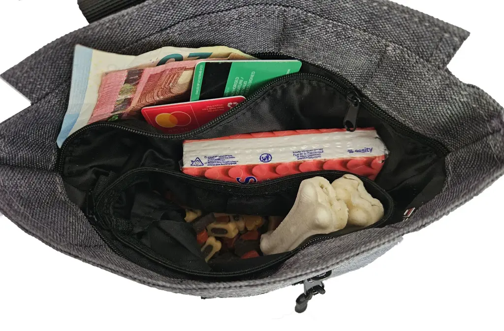 Binnenkant beloningstasje voor honden.webp